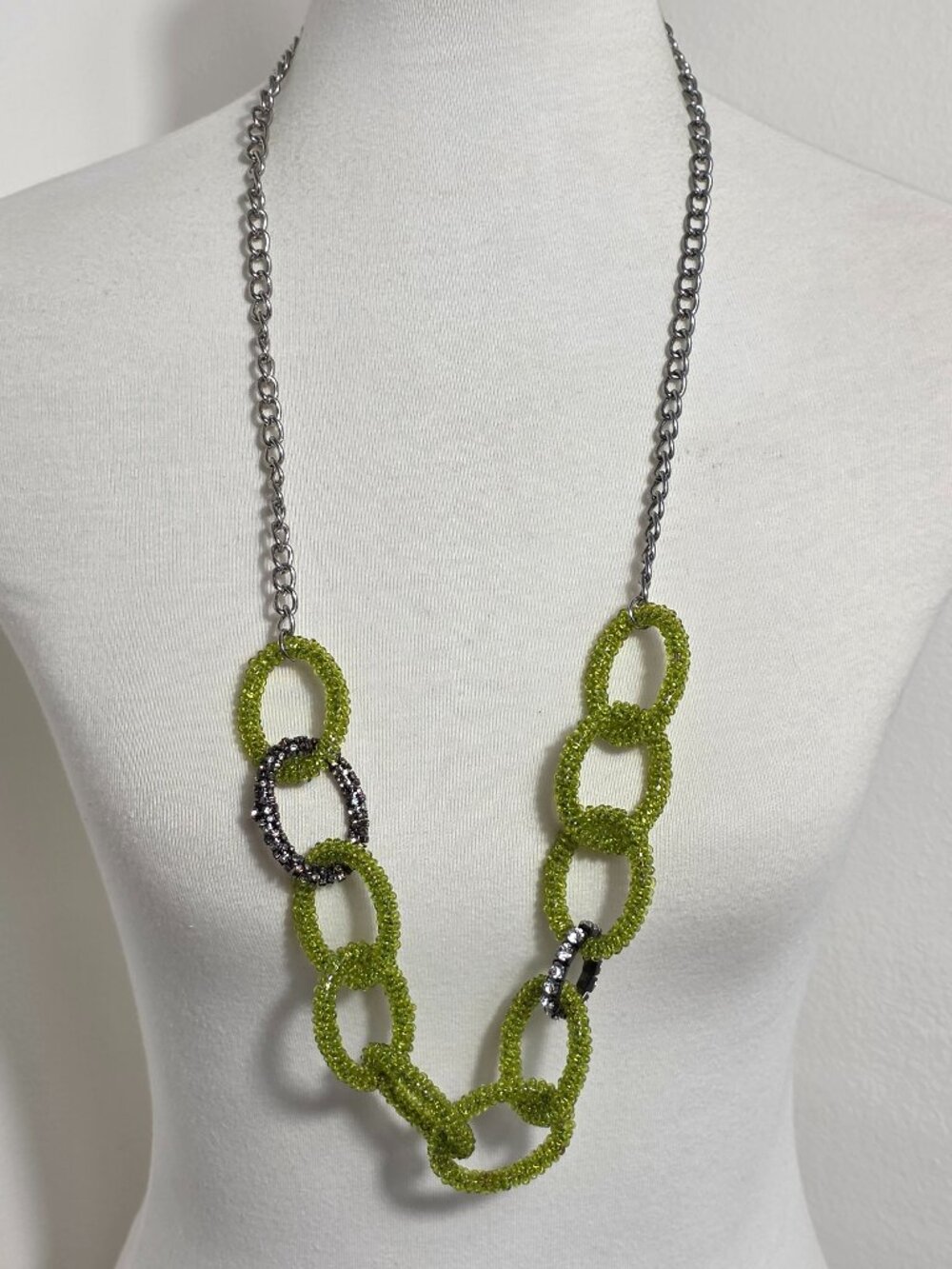 Simply Vera Wang Beaded Statement Necklace Lime Green Glass Seed Bead Links